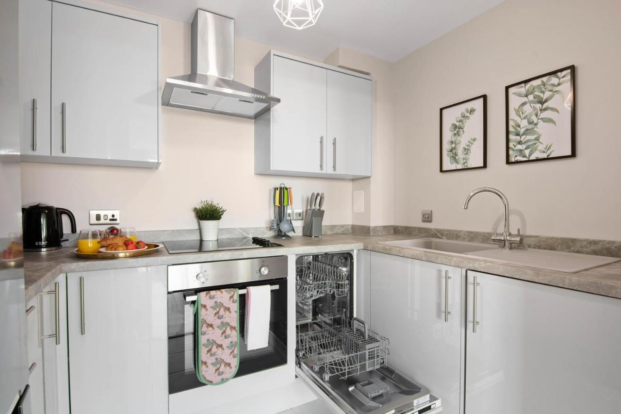 Spacious & Cosy, Netflix, Parking, Colindale Station Hendon Exterior foto